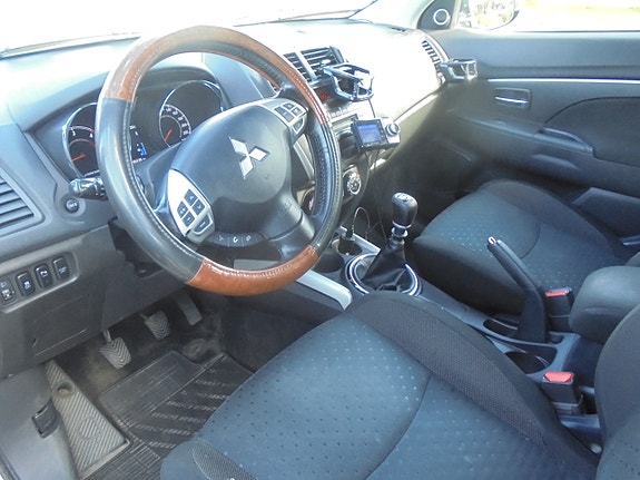 Mitsubishi ASX 9 of 14