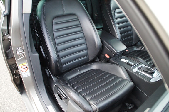 Volkswagen Passat Alltrack 30 of 30