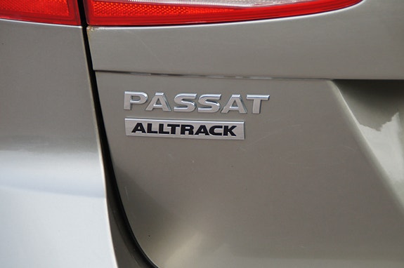 Volkswagen Passat Alltrack 5 of 30