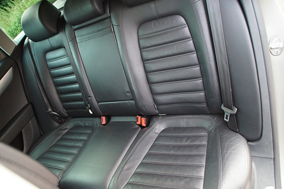 Volkswagen Passat Alltrack 23 of 30