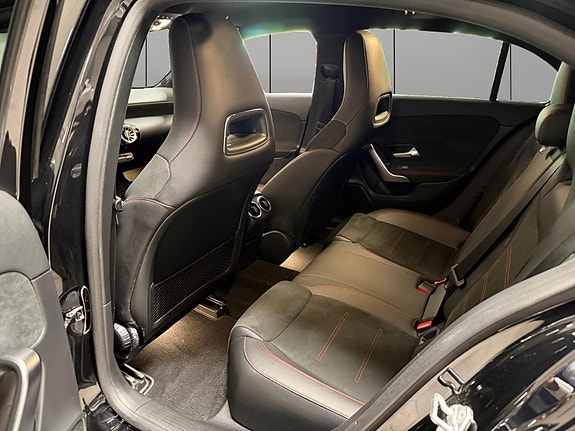 Mercedes-Benz A250 e 26 of 30