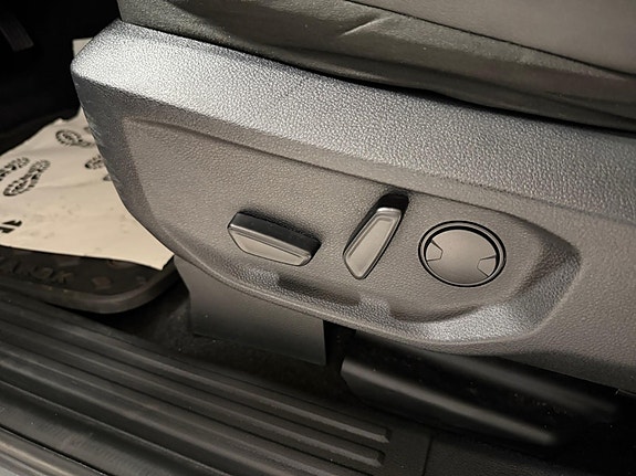 Volkswagen Amarok 11 of 30