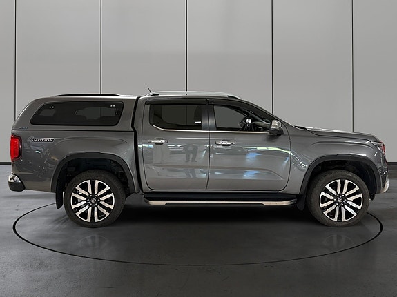 Volkswagen Amarok 6 of 30