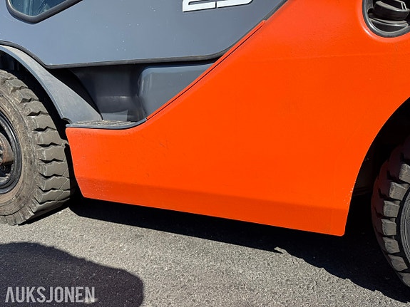 Toyota Tonero 25 Diesel truck - kun 605 timer - 2500 kg – 3,7 m løftehøyde – skuffe/langgafler/vekt 27 of 30