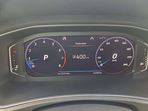 Volkswagen T-Roc 9 of 30