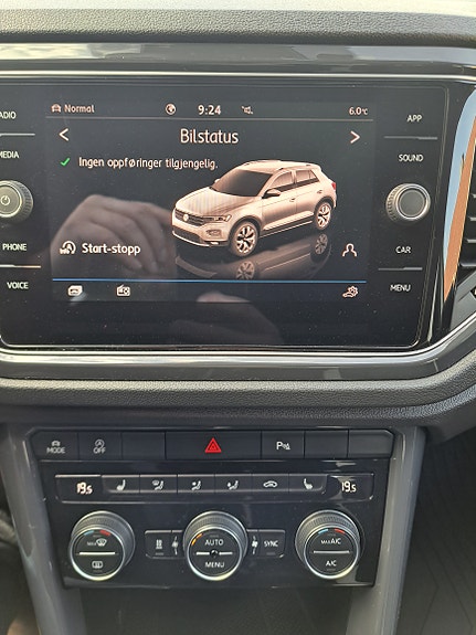 Volkswagen T-Roc 19 of 30