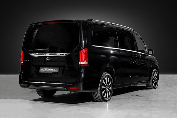 Mercedes-Benz EQV300 5 of 30