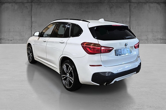 BMW X1 3 of 20