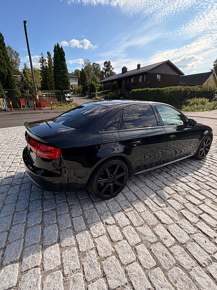 Audi A4 6 of 11