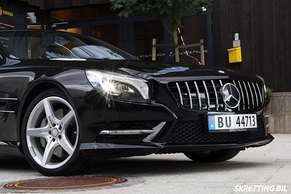 Mercedes-Benz SL350 10 of 30