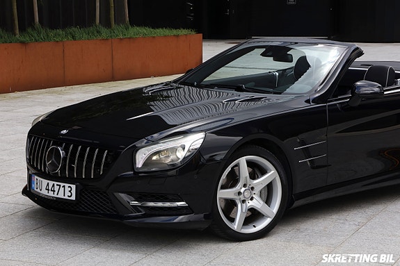 Mercedes-Benz SL350 20 of 30