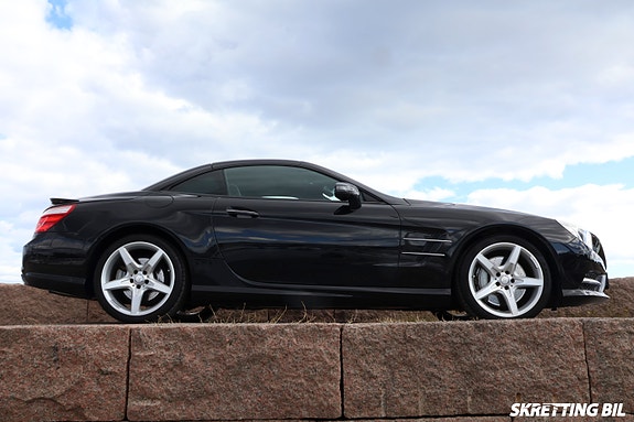 Mercedes-Benz SL350 15 of 30