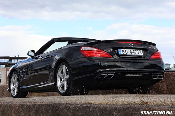 Mercedes-Benz SL350 17 of 30