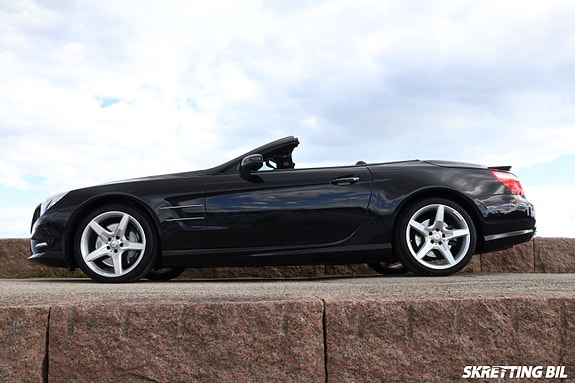 Mercedes-Benz SL350 4 of 30
