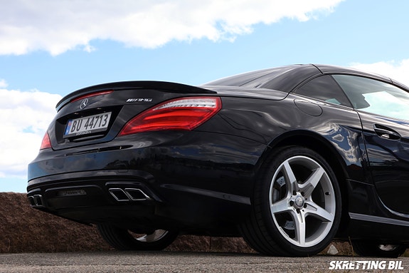 Mercedes-Benz SL350 14 of 30