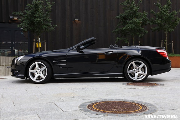 Mercedes-Benz SL350 21 of 30