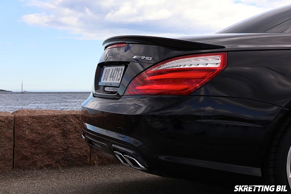Mercedes-Benz SL350 26 of 30
