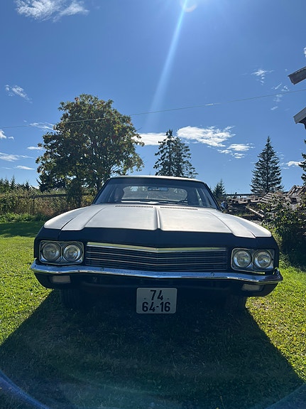 Chevrolet Bel Air 2 of 13
