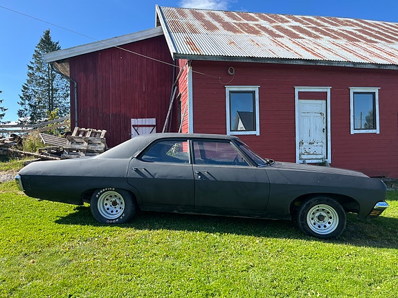 Chevrolet Bel Air 4 of 13