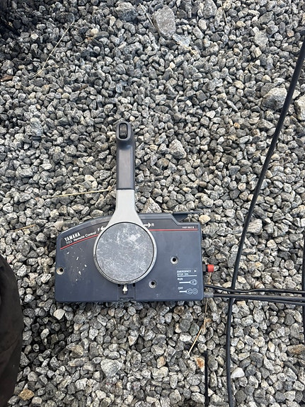 Yamaha 9,9/15 2006. Fjernstyring 703 kontrollboks 12 of 12