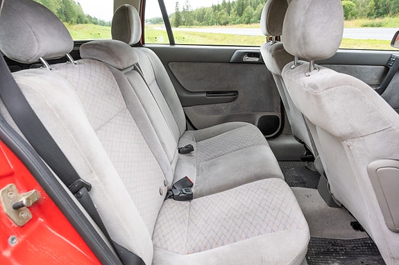 Opel Astra 8 of 14
