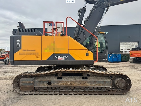 Volvo EC300 EL m/Hevbar hytte, GPS, Tilt, 2 skuffer og Boretårn. 12 of 30