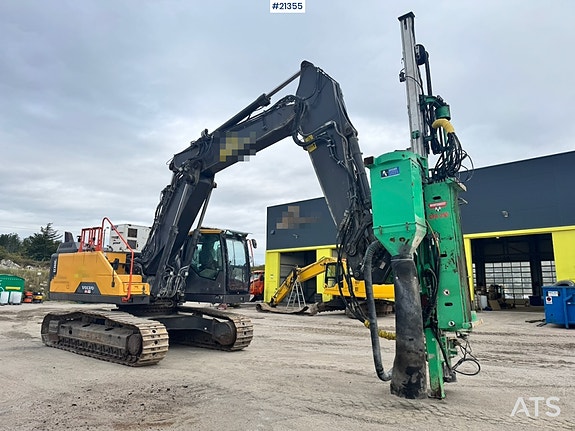 Volvo EC300 EL m/Hevbar hytte, GPS, Tilt, 2 skuffer og Boretårn. 9 of 30
