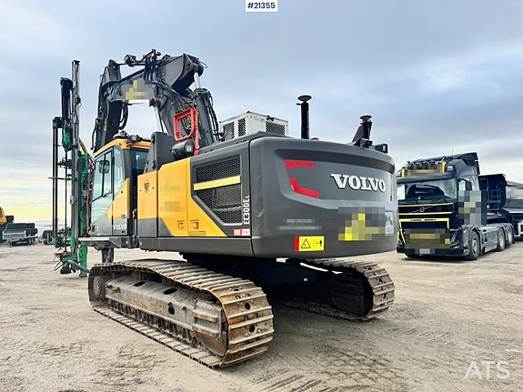 Volvo EC300 EL m/Hevbar hytte, GPS, Tilt, 2 skuffer og Boretårn. 5 of 30