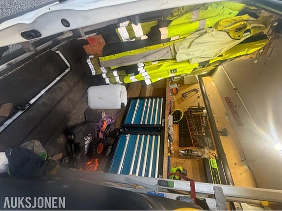 Ford Transit 7 of 21