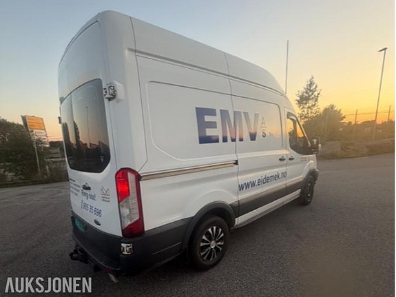 Ford Transit 3 of 21