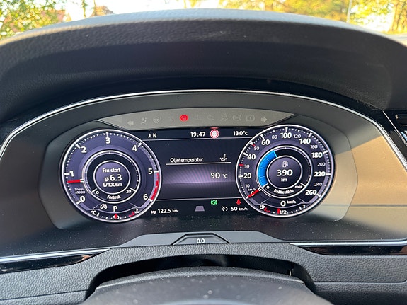 Volkswagen Passat Alltrack 20 of 30