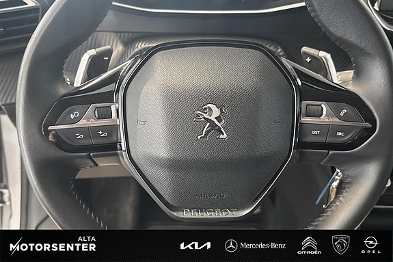 Peugeot 208 11 of 15