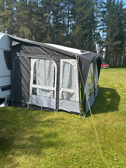 Dethleffs Camper 460 EL 7 of 25