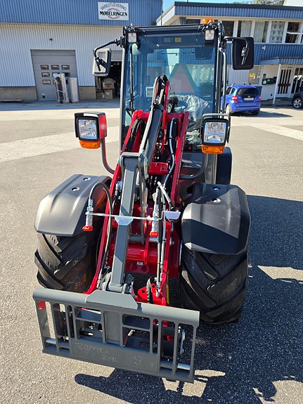 Weidemann 1260 LP 6 of 11