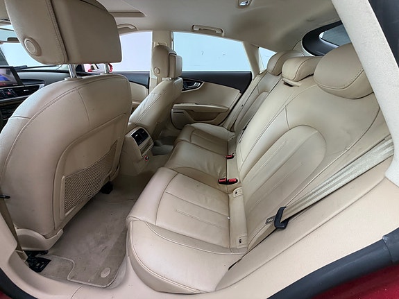 Audi A7 26 of 30