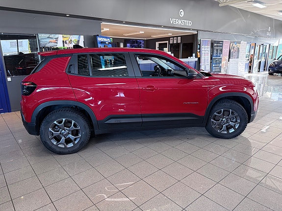 Jeep Avenger 8 of 30