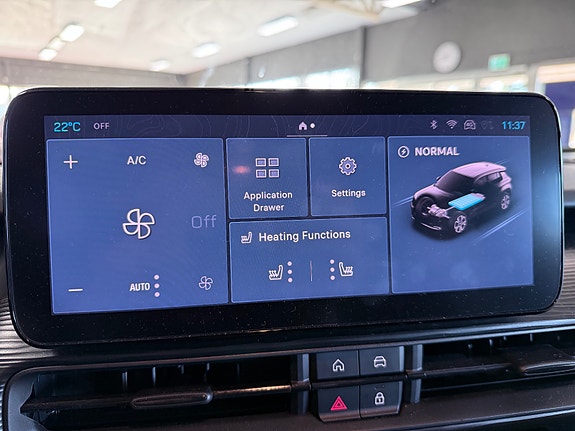 Jeep Avenger 25 of 30