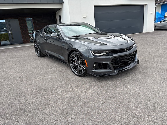 Chevrolet Camaro 2 of 30