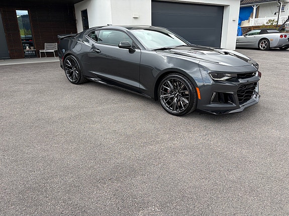 Chevrolet Camaro 8 of 30