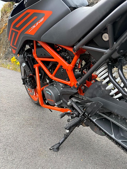 KTM 125 Duke 8 of 11