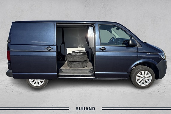Volkswagen Transporter 9 of 19