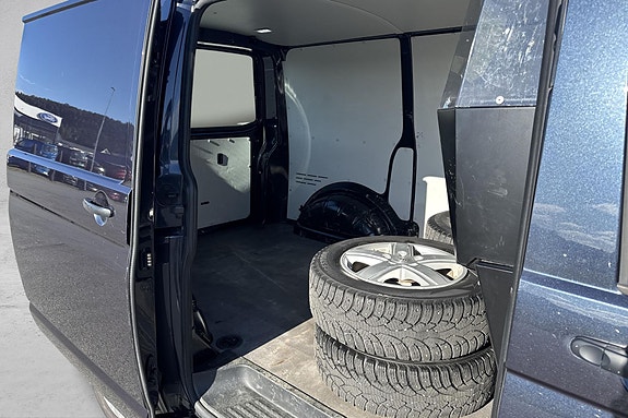 Volkswagen Transporter 11 of 19
