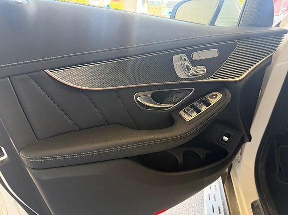Mercedes-Benz EQC400 5 of 30