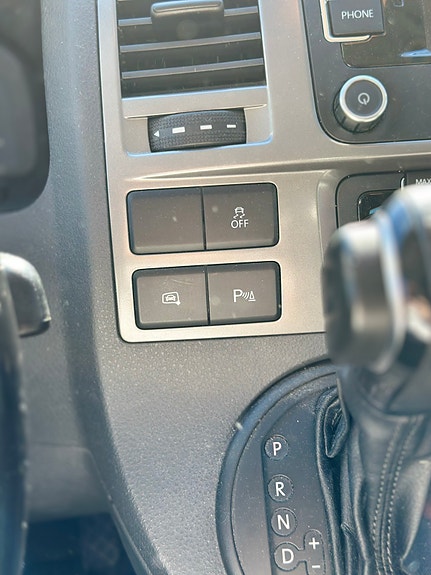 Volkswagen Caravelle 11 of 26