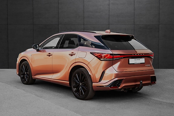 Lexus RX450h 2 of 25
