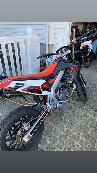 Aprilia SX 50 14 of 30