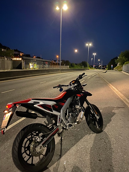 Aprilia SX 50 7 of 30