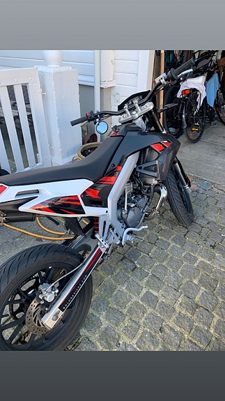 Aprilia SX 50 15 of 30