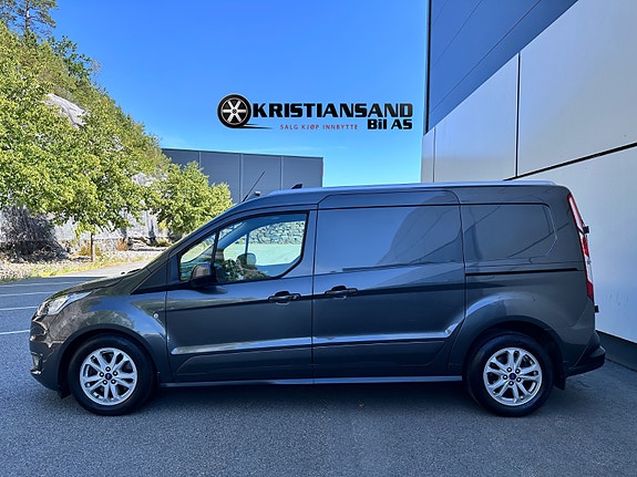 Ford Transit Connect 11 of 30