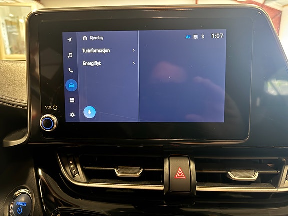Toyota C-HR 19 of 30
